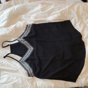 Black dressy tank sz L